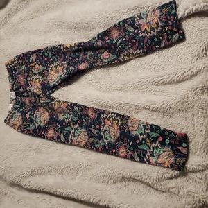 3 for $15 Closet Clear Out Sale - Gap Kids size small (6/7) leggings